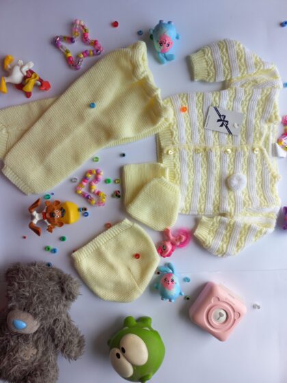 Newborn Baby Suit-Yellow and White (Wool)